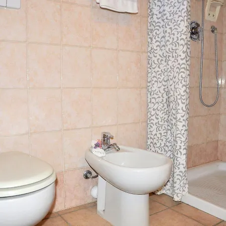Nice Residence, Ideal For Families With Children * Lazise